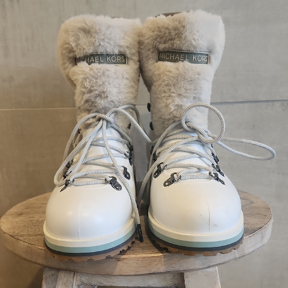 Michael Kors White Fur-Lined Boots - Picture 1 of 5